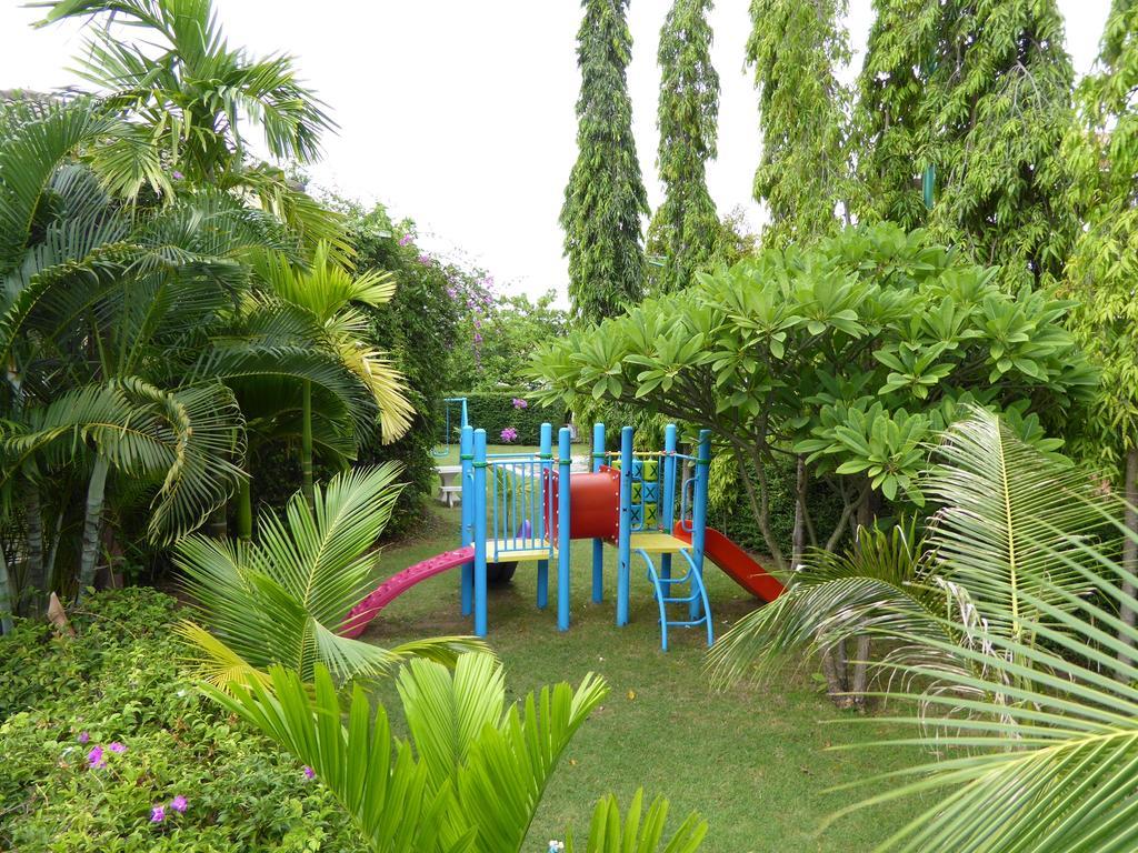 Oasis Garden&Pool Villa at VIP Resort Ban Phe Exterior foto