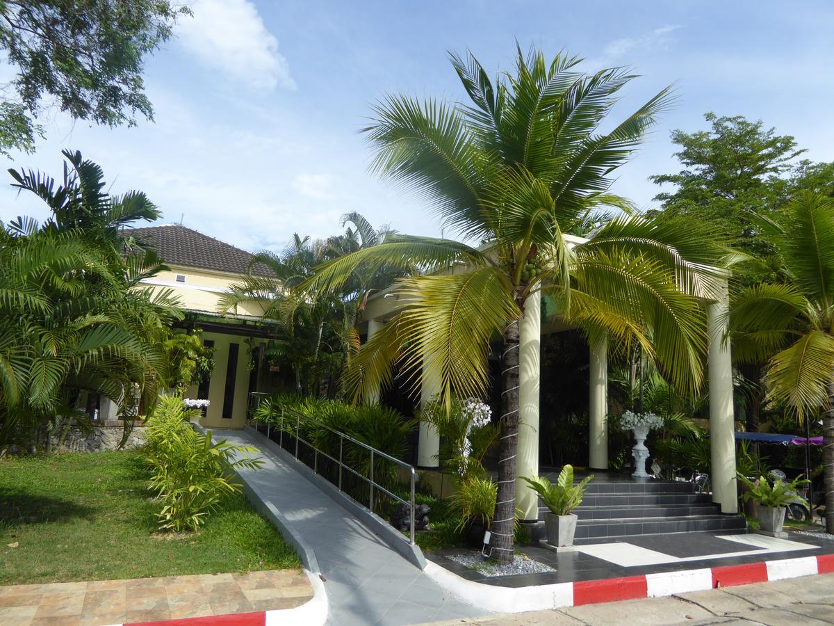 Oasis Garden&Pool Villa at VIP Resort Ban Phe Exterior foto